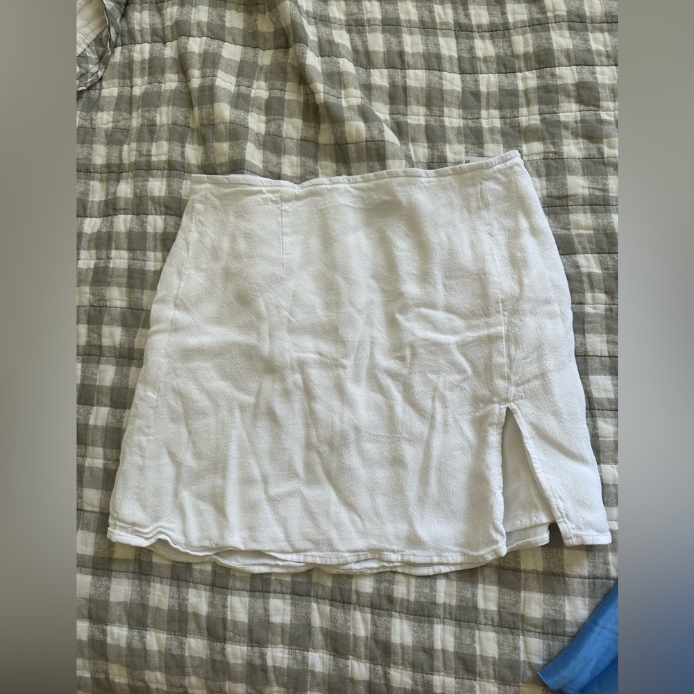 Aritzia Sunday best skirt